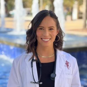 Dr. Rachael Bernard at her practice of in home pet euthanasia in Portland, OR.