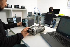 Use of ForTest leak tester in metrology laboratory