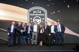 Grand Lakes Veículos - Award VWCO