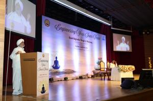 Sant Rajinder Singh Ji Maharaj delivering keynote address at IIT Madras