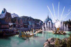Official Disneyland Paris photo showing A Celebration in Arendelle at World of Frozen in Disney Adventure World.