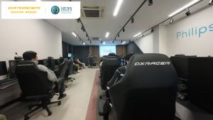 DXRACER X C&T HUFS 01