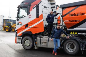 Erik Mesikäpp in Europe with his feel