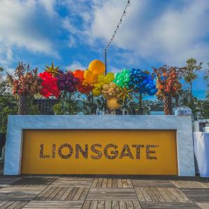 corporate balloon design for Lionsgate by The Balloon Guy
