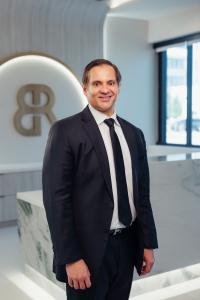 Dr. Ravi Somayazula, MD, Houston Plastic Surgeon