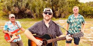 Coastal Folk Band Monallo Officially Launches New Album "Moon and Machine"