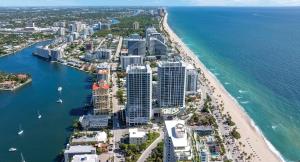 Oceanfront condo in Fort Lauderdale overlooking the Atlantic Ocean and Intracoastal Waterway