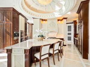 Kitchen, 100 Detroit Street #701