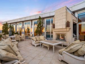 Terrace, 100 Detroit Street #701