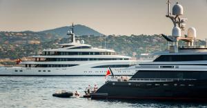 Luxury Yachts for Charter