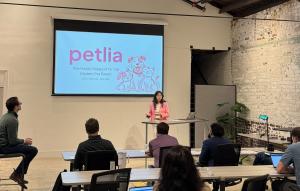 Angela Fang Pitching Petlia
