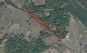 The custom built 4 BR/3 BA Greystone Home features a partially finished basement with a bedroom and bathroom, attached garage, large rear deck and screened porch and is conveniently located only .7 miles off of Rt. 29, 3 miles from downtown Madison, VA.