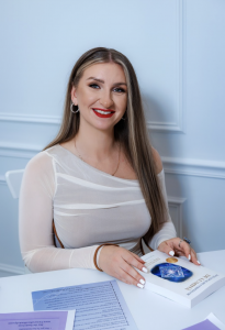 Author Victoria Basil