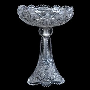 Lovely three-part American Brilliant Cut Glass centerpiece, 14 ¾ inches tall, boasting wonderful form, hobstar, vesica, crosscutting, fan motif and prism cut highlights. Estimate: $1,000-$1,600