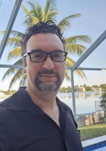 Shanir Kol, founder and CEO of SleePare.