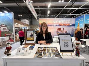 L’équipe de Lux Travel DMC au FITUR, salon international du tourisme à Madrid, en Espagne.