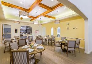 assisted living woodlands tx..