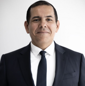 Fábio Ferreira Menezes is a legal professional specializing in public procurement and government contracts, with over two decades of experience advising private companies and public institutions. Since the beginning of his career in 2003, he has focused o