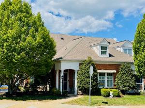 Solid 3 BR/2.5 BA end-unit brick villa in the 55+ active adult community of Heritage Highlands