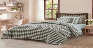 Regency Heights Bedding