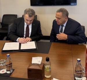 Chairman Jonathan Bass Argent LNG and Chairman Abdulvahit Fidan, BOTAS