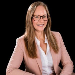 Jennifer Henczel, Founder of the Women Podcasters Awards