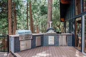 RTA Outdoor Living Kitchen