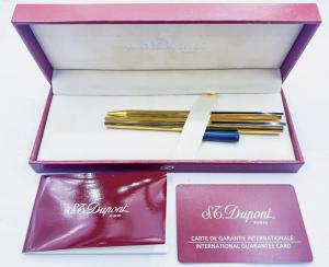 Could there be a more thoughtful gift than a vintage pen / pencil set? Up for bid is an S.T. Dupont (Paris) 925 sterling silver gold-plated ballpoint and fountain pen set Estimate: $450-$600