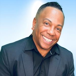 Ricki Erik entertainer/ performer/ wedding singer