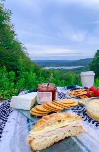 Picnic at Olivia’s Overlook (Photo Credit: Abby Leadbetter)