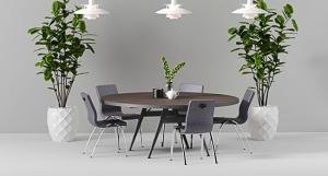 Southern Aluminum iDesign Table & Ramler Bend Chairs