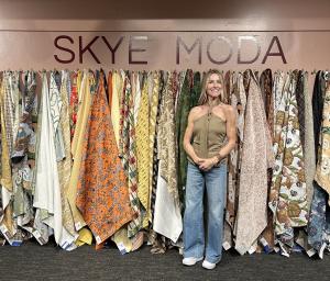 New to the scene, Skye Moda, whose tagline “The Skye’s the limit and the plan was never to blend in” premiered an exquisite 150 piece collection of residential textiles in a gorgeous array of colors and patterns.