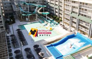 The new Surf & Splash Waterpark at Holiday Inn Resort Orlando Suites - Waterpark, Orlando's top family friendly resort