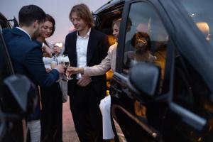 NYC FBO & Meet and Greet Chauffeur Service