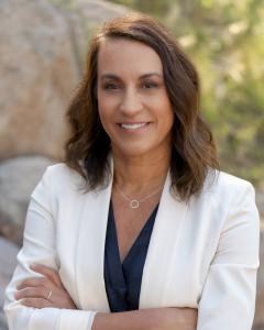 headshot of Anne Wulff