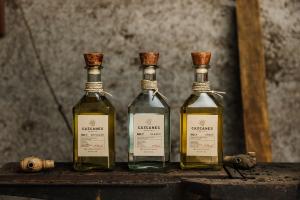 Cazcanes Bottles