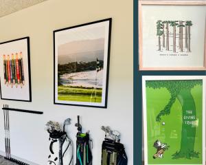Plugged In Golf Gift Guide | Par x Design Golf Art