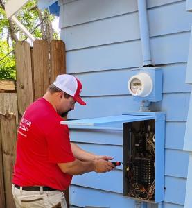 Electricians in Houston
