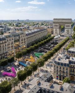 VivaTech’s 10th anniversary celebration on the Champs-Élysées in Paris, with the Arc de Triomphe serving as the backdrop to one of Europe’s most iconic innovation showcases.