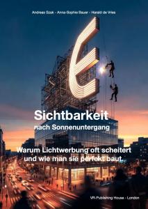 Buchcover über Lichtwerbung mit leuchtendem Euro-Symbol auf einem Gebäude bei Sonnenuntergang – Sichtbarkeit, Außenwerbung und professionelle Werbeanlagen.
