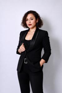 Myriam Reyes González, Real Estate Advisor with Selva & Co Realty, advising buyers exploring residential opportunities in Monterrey, Nuevo León.