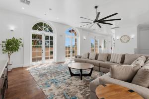 Alta Centers gorgeous new location in Hollywood Hills, lots of sunlight, amazing views, beautifully furnished.