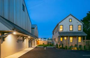 A photo of a duplex townhome located behind the Nantucket storage facility.