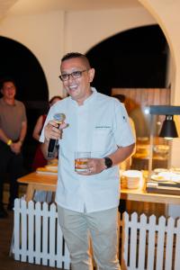 Executive Chef Untung Taurat speaking to guests at Meet the Game Changers.