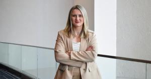 Tatiana Paino, Human Resources Director at The League Global, supports candidates as they begin their professional journeys through the company's structured hiring process.
