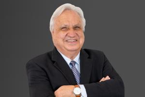Taras Kochno, MD, Medical Director
