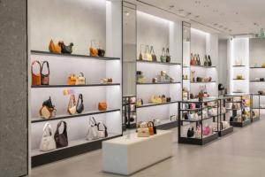 Luxury Handbags Market
