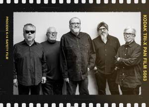 Los Lobos