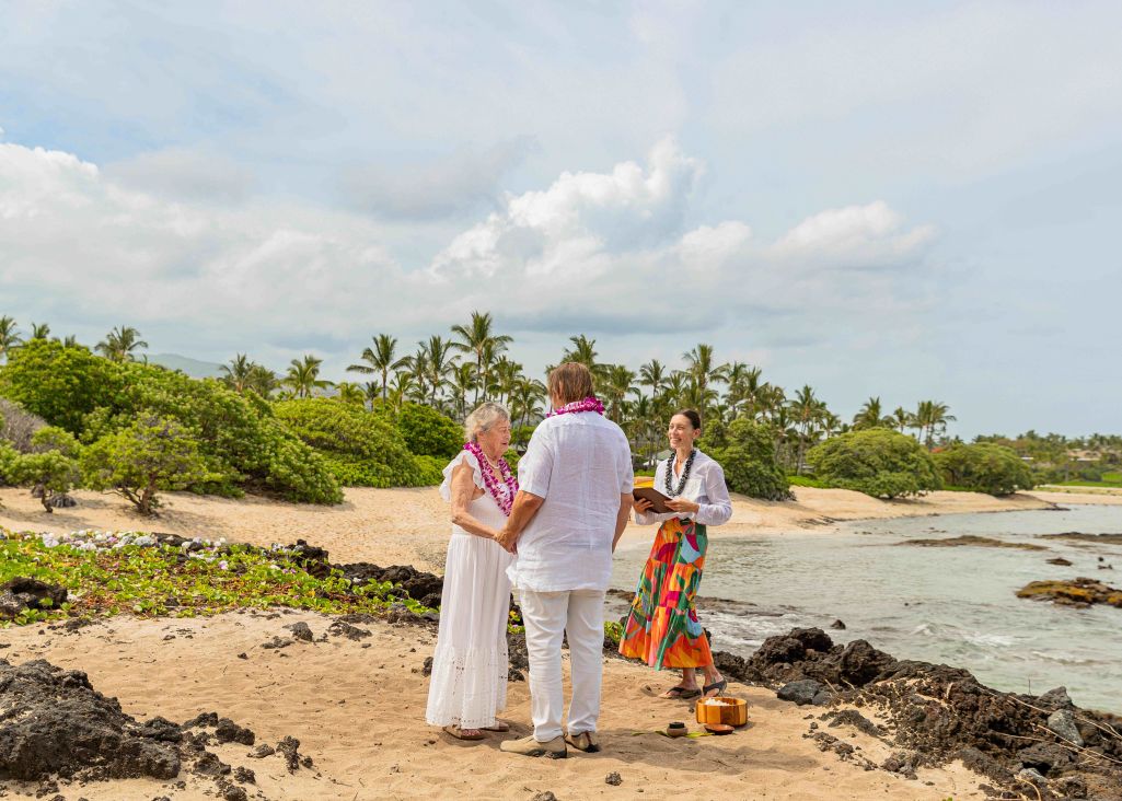 Beach Wedding Ceremony In Hawaii