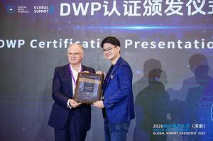 Kevin Chan, CEO of Epitome Global receiving the certificate